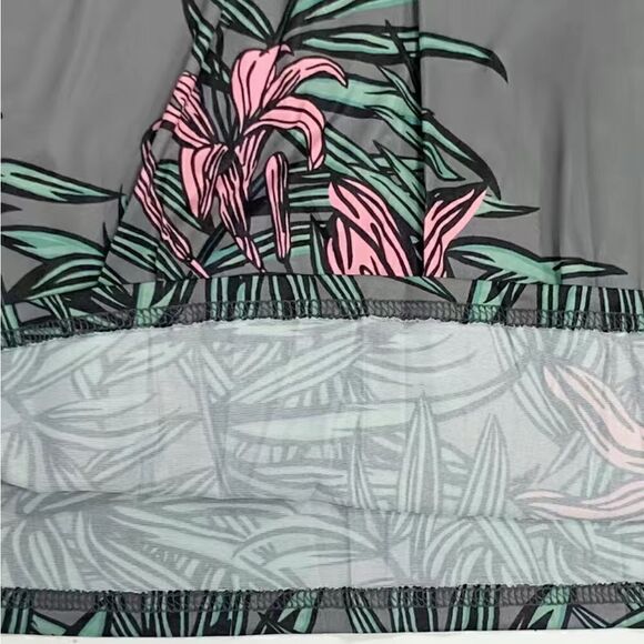 Gray floral sleeve less dress lightweight, built in lining - Picture 3 of 5